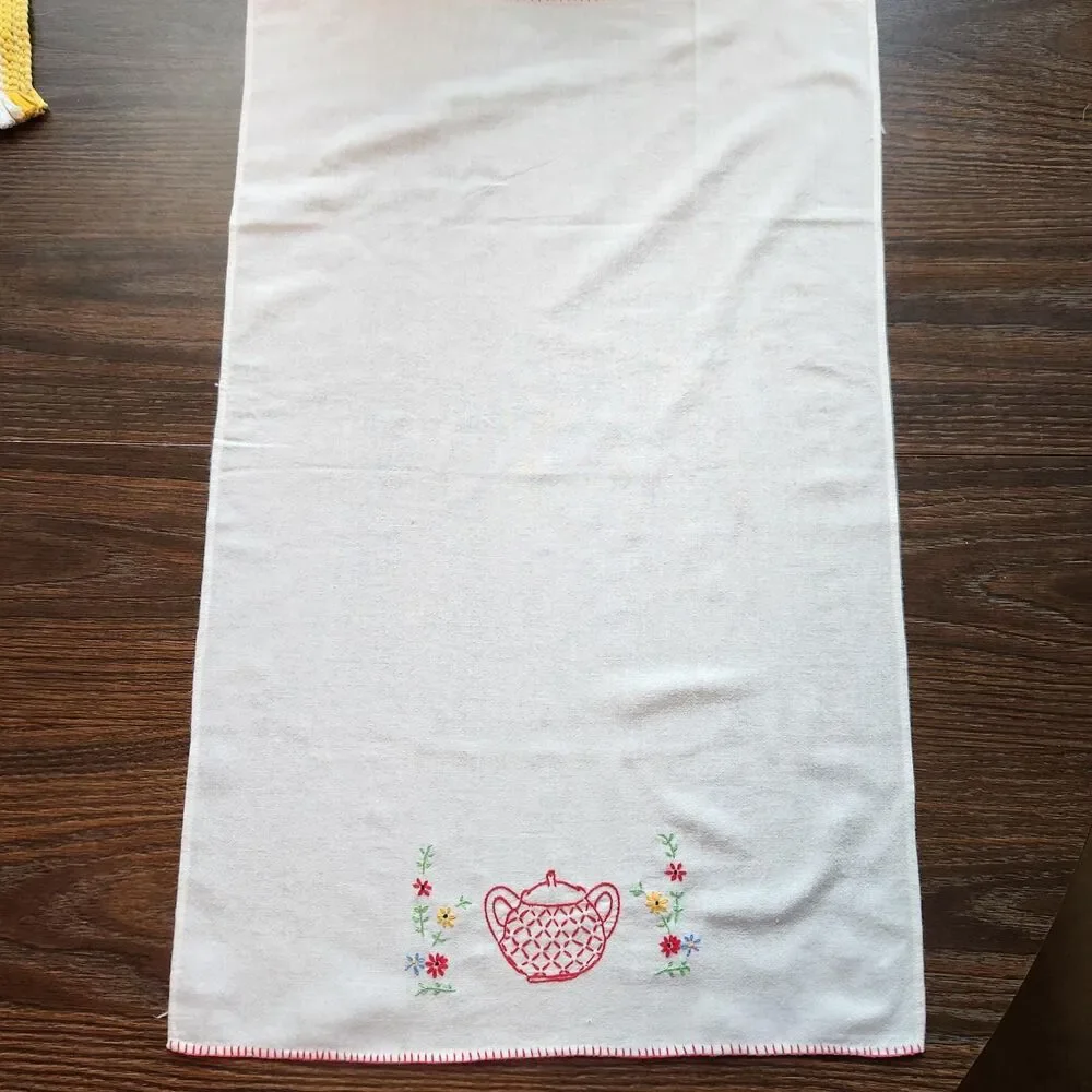 VTG Embroidered Vintage Tea Towels Set 2 Red Creamer / Sugar Hand Made Stitched